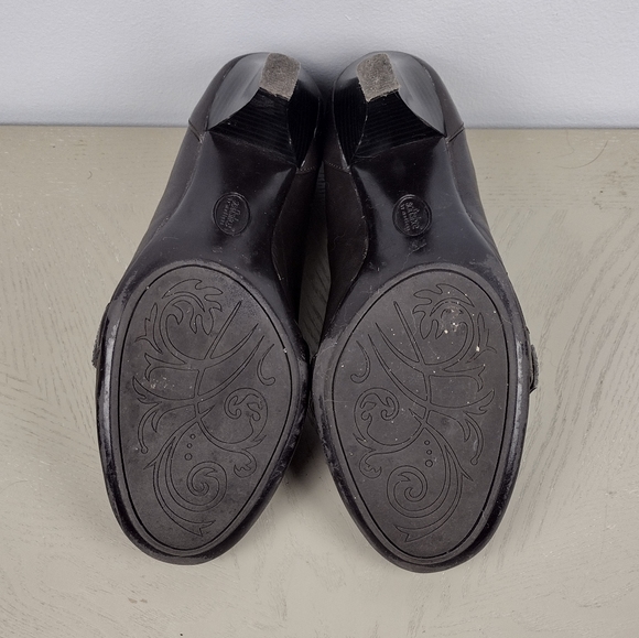 Softshoe by Medicus Leather Comfort Shoes - Picture 2 of 7